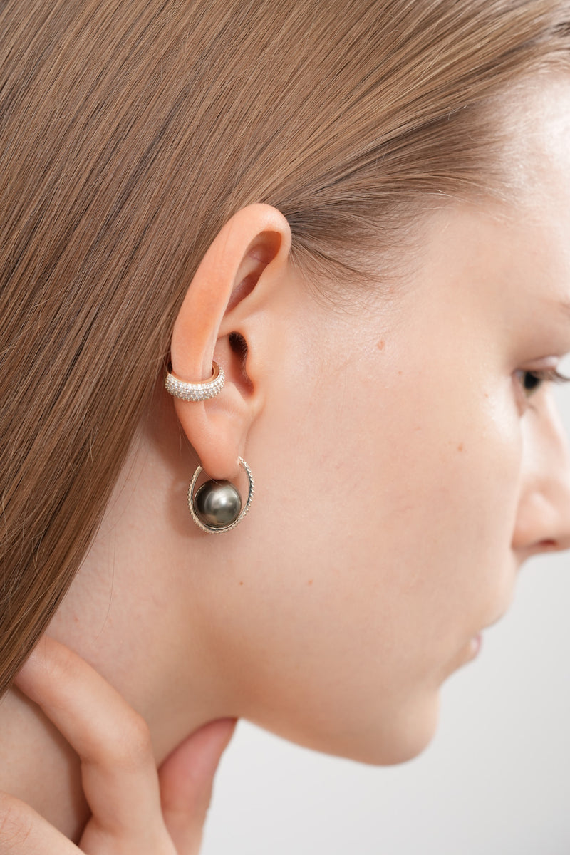 Black Pearl Oval Earring L - PRMAL
