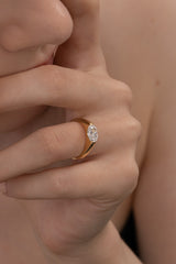 Facet 1ct Oval Ring - PRMAL
