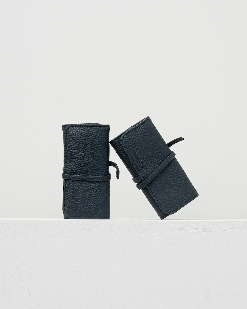 holiday_2025_travel_pouch_1024