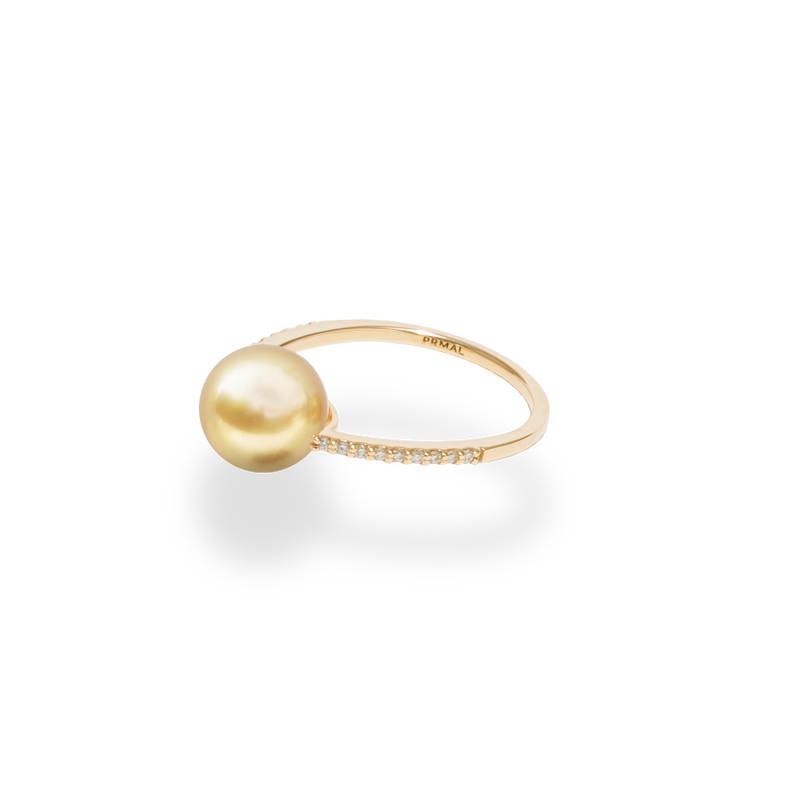 Golden Pearl Oval Ring