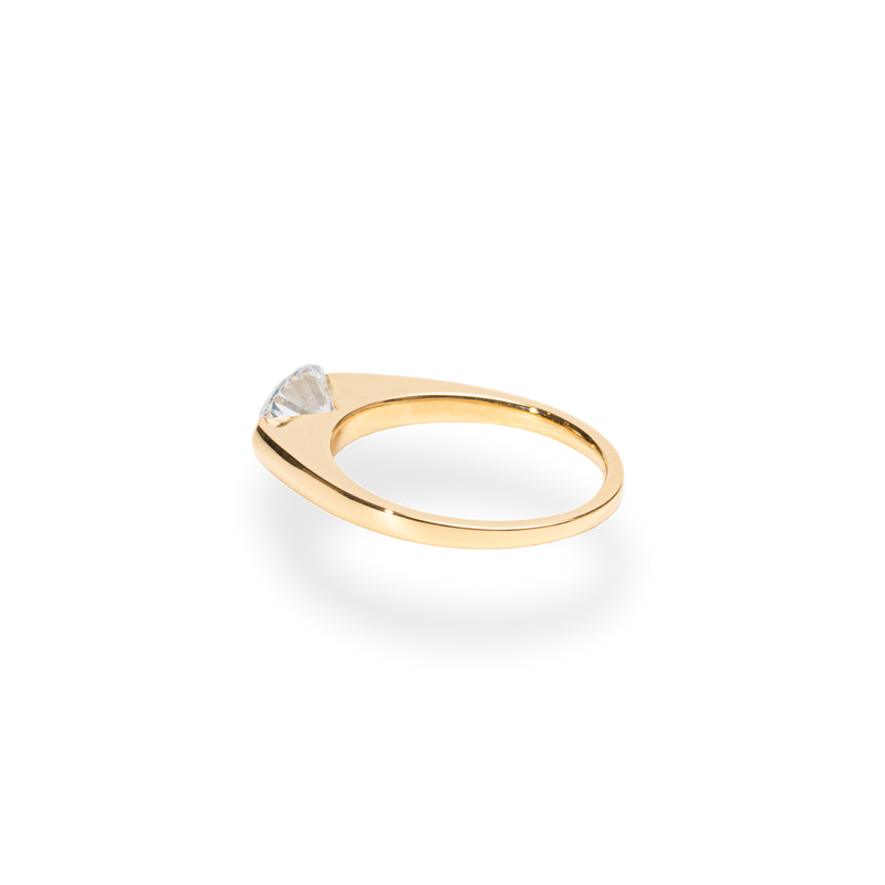 Facet 1ct Oval Ring