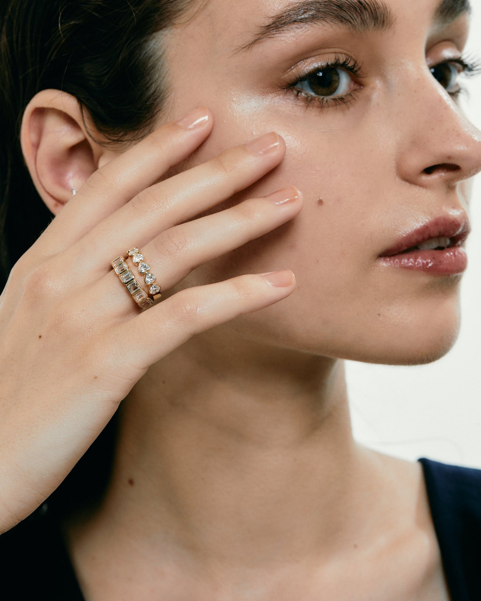 エメラルドハーフエタニティリング [Bridal Edition] - PRMAL