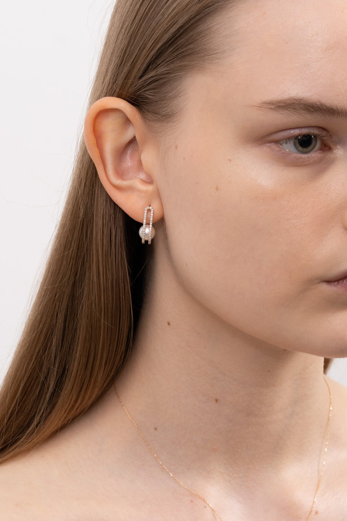 アクセサリー (PRMAL) DOUBLE LIFT PEARL EARRING DSC00238_1200x.jpg?v=1692597024