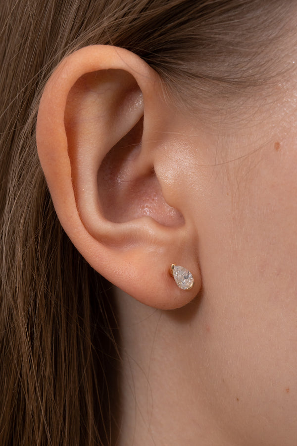 Facet 0.5ct Pear Stud - PRMAL