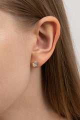 Facet 1ct Oval Stud