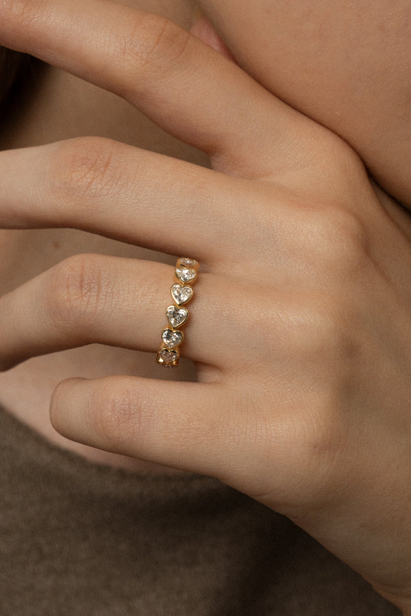 Heart Half Eternity Ring [Bridal Edition] - PRMAL