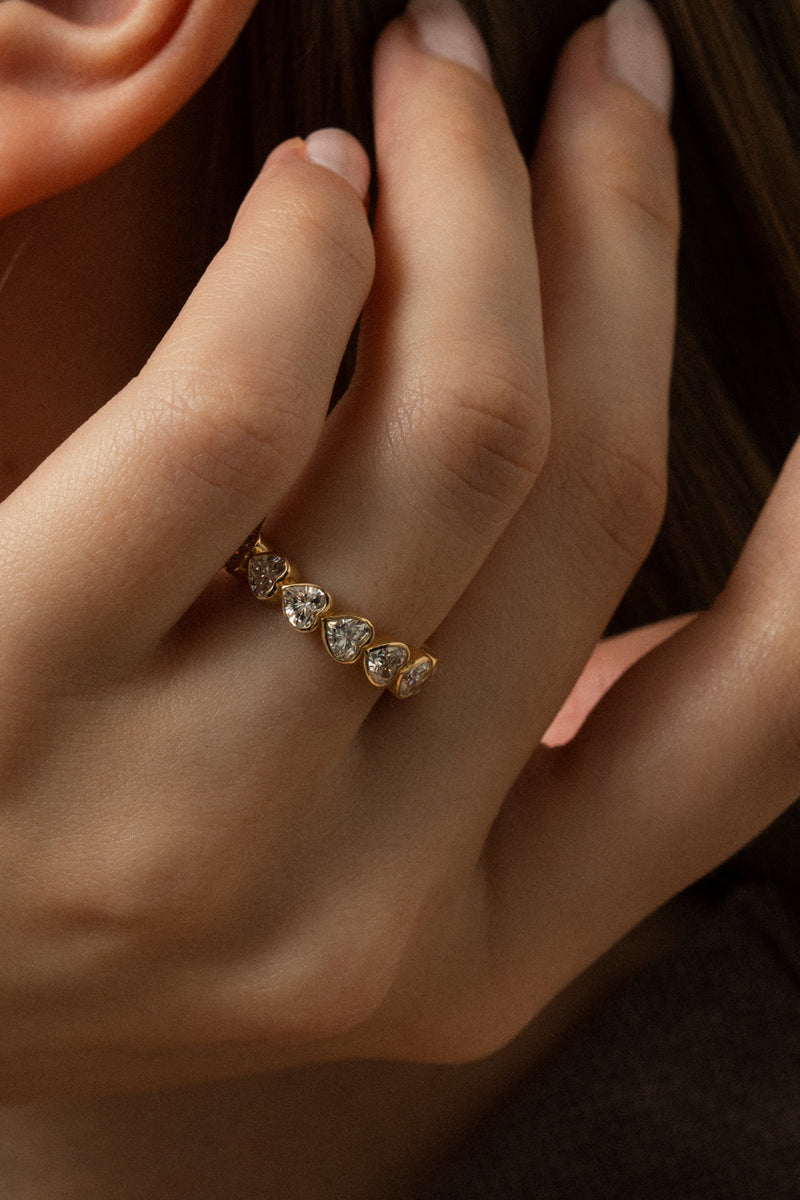 Heart Half Eternity Ring [Bridal Edition] - PRMAL