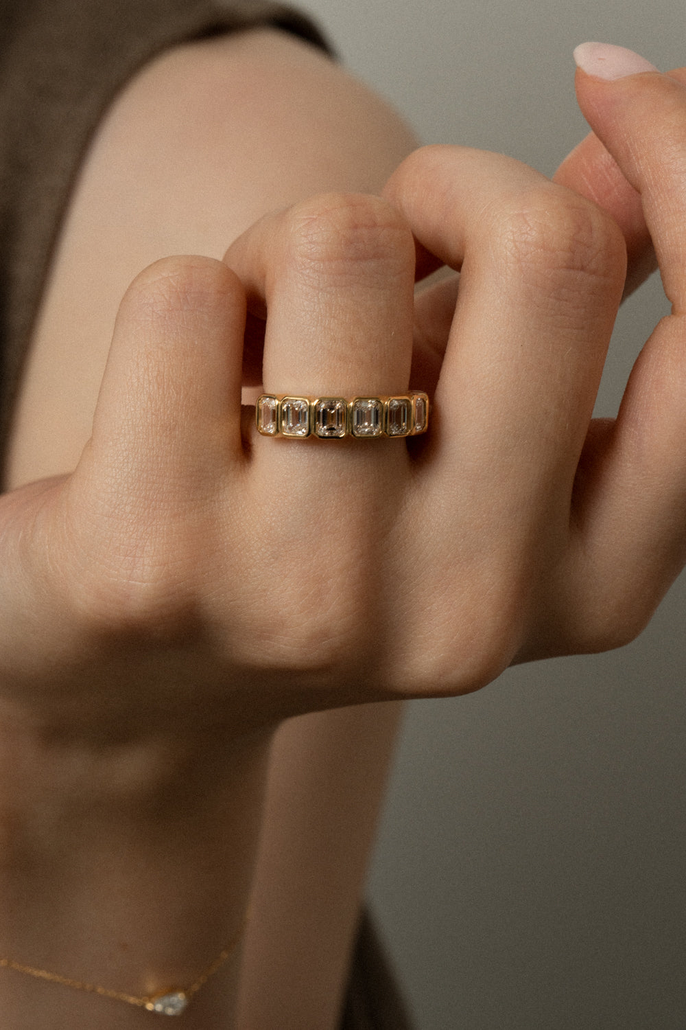 エメラルドエタニティリング9号 エメラルドハーフエタニティリング [Bridal Edition] - PRMAL