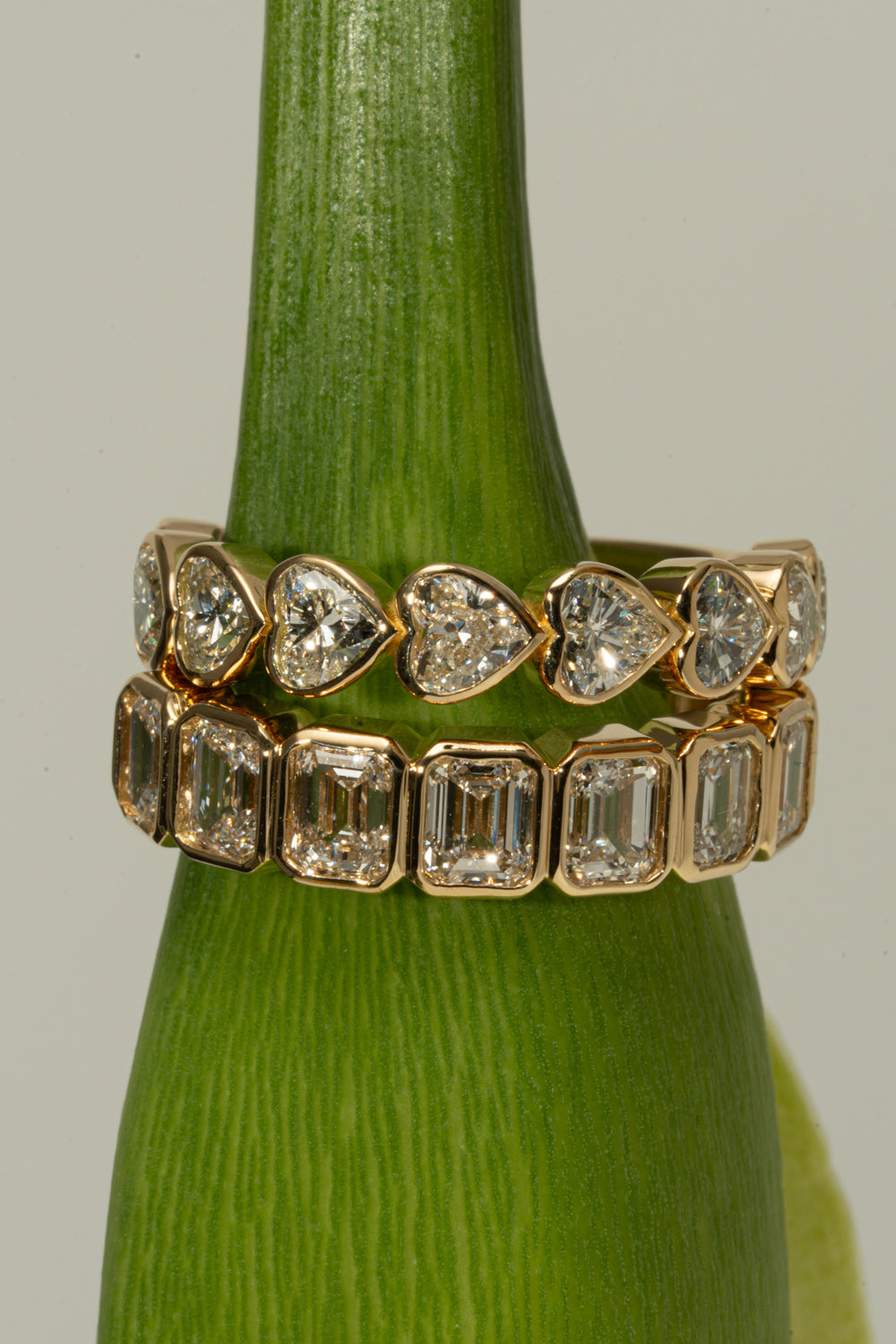 エメラルドエタニティリング9号 エメラルドハーフエタニティリング [Bridal Edition] - PRMAL