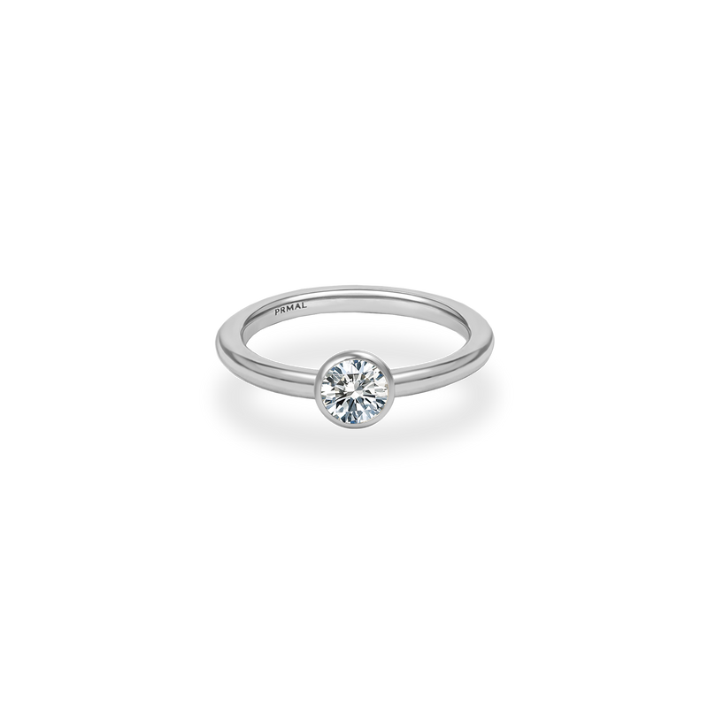 Ceira Bezel Bold Plain Ring - PRMAL