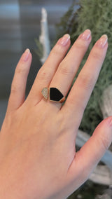 Hexagon Signet Ring [Onyx] - PRMAL