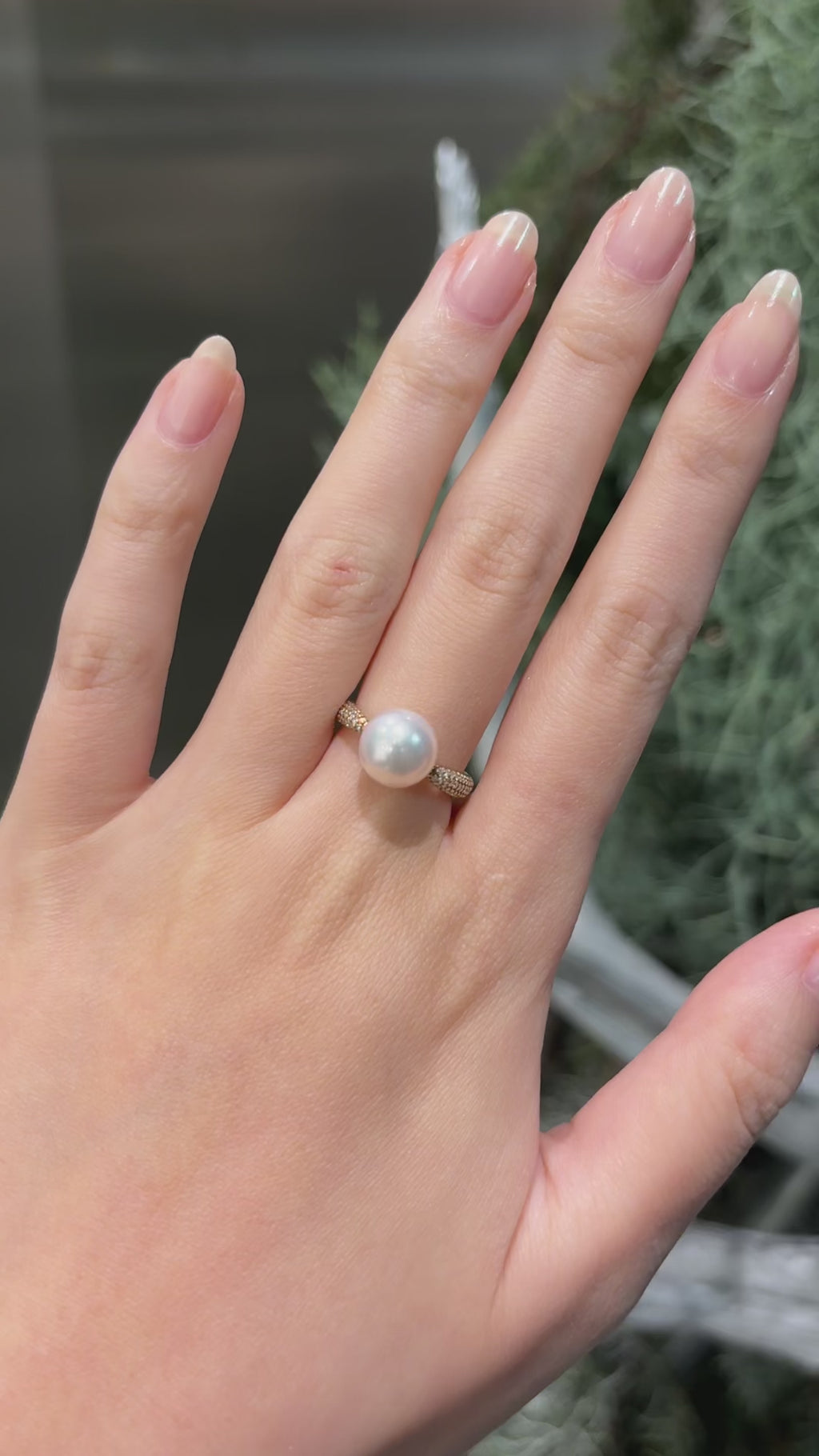 Pearl Oval Dome Ring - PRMAL