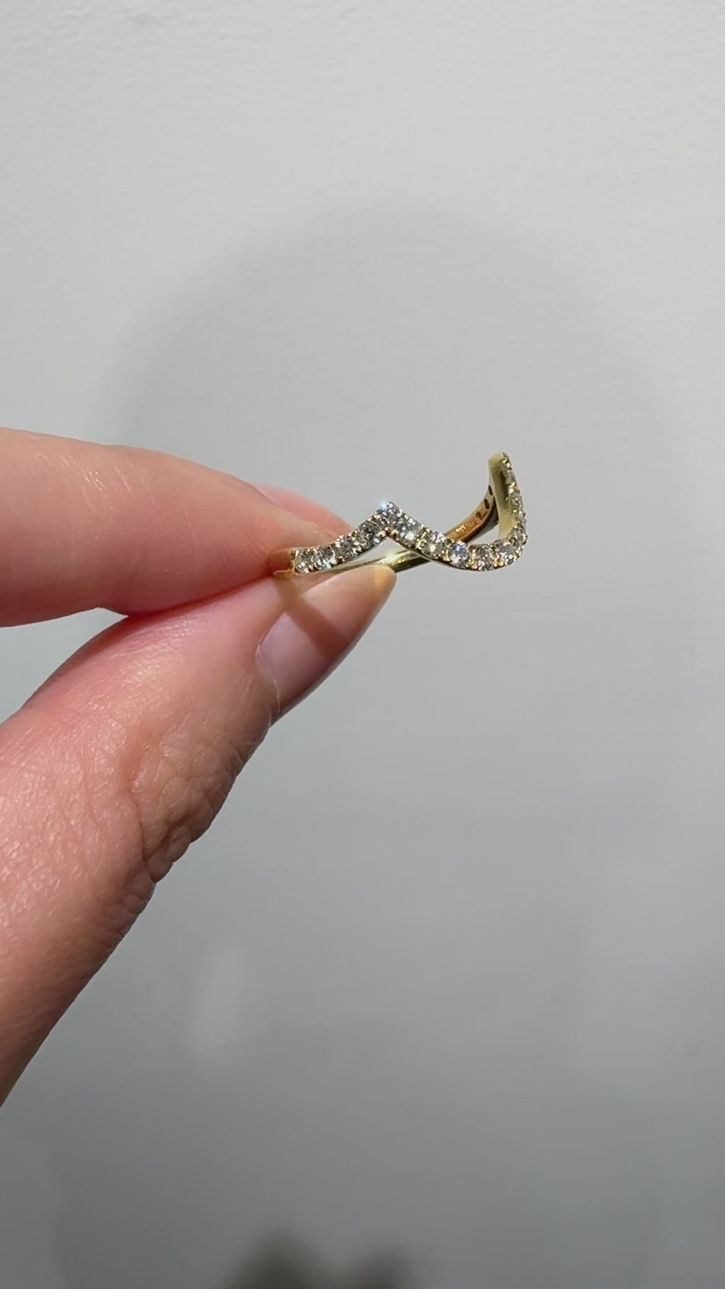 Cross Wave Ring - PRMAL