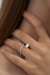 Peek 1ct Oval Wave Ring [Bridal Edition] - PRMAL