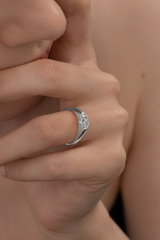 Facet 1ct Oval Ring [Bridal Edition] - PRMAL
