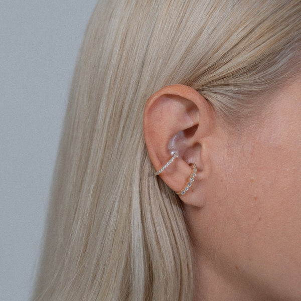 Diamond Bar Ear Cuff