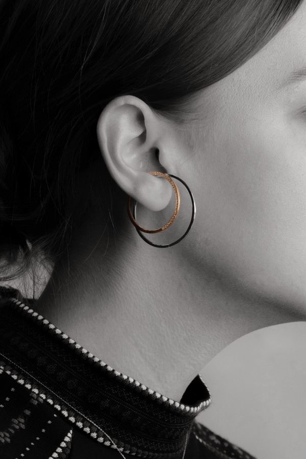 Round Asymmetry Ear Cuff M - PRMAL